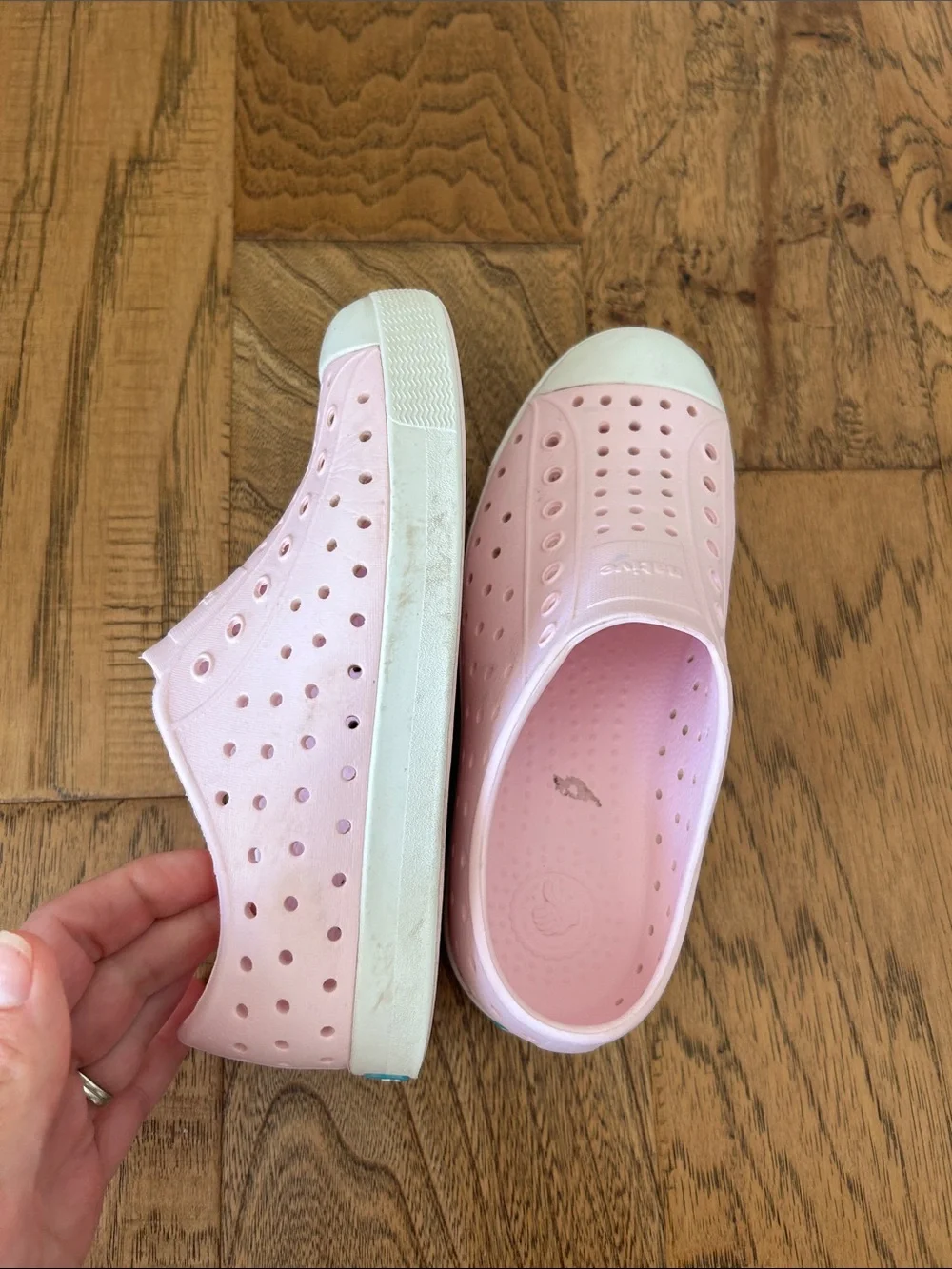 Native Jefferson Kids Slip-On Water Shoes in Pink with White Toe